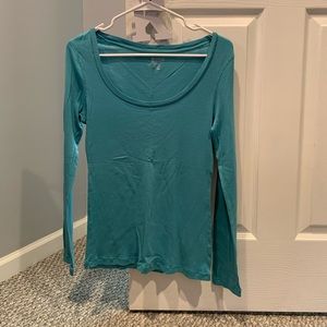 Old Navy Long Sleeve T-Shirt
